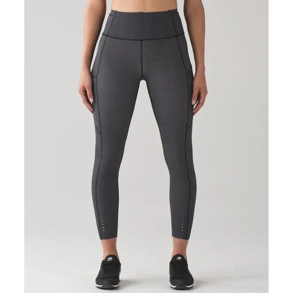 Lululemon Womens Fast and Free Tight 25" Reflective Pocket Running Workout Sz 4 - Picture 1 of 11
